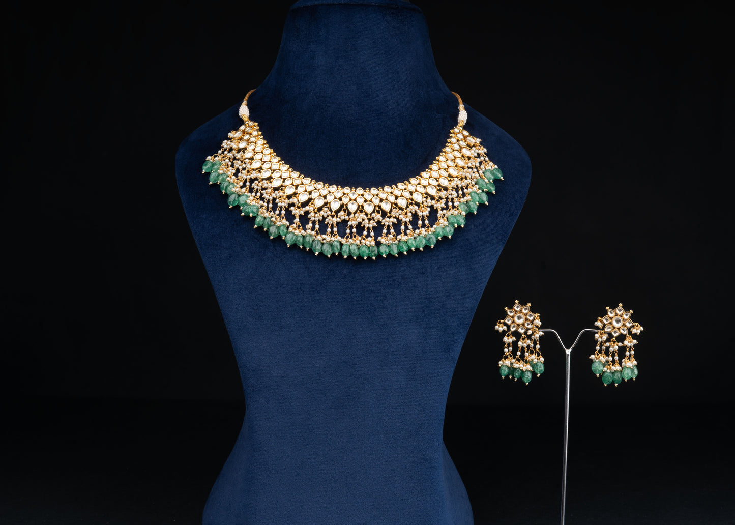 White Jadau Green Beads Necklace Set