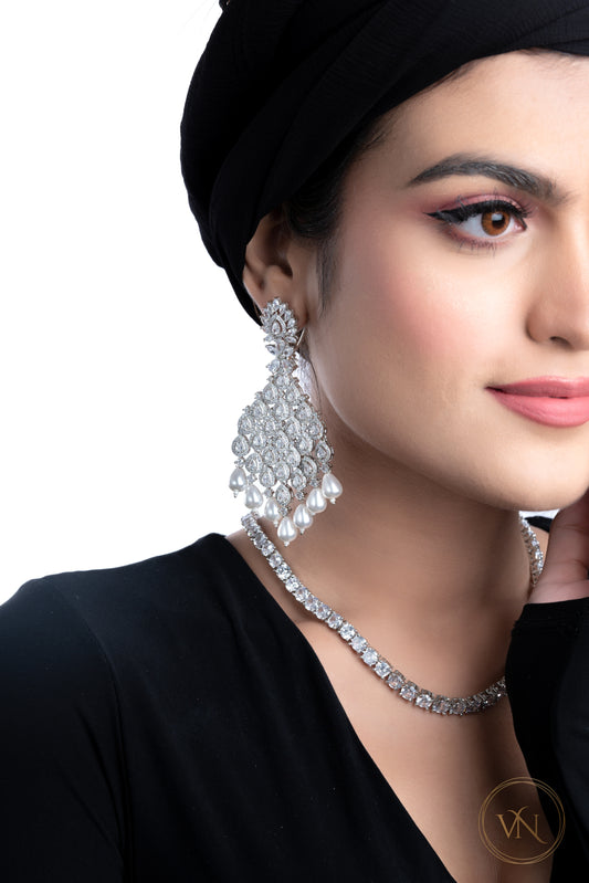 White Pearl Diamond Earrings - VNE004