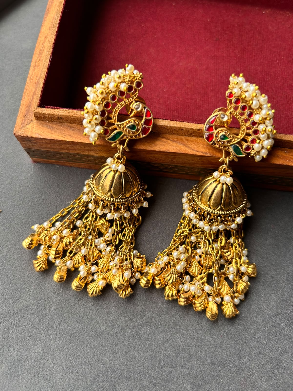 Peacock Dulls Earring VNE079