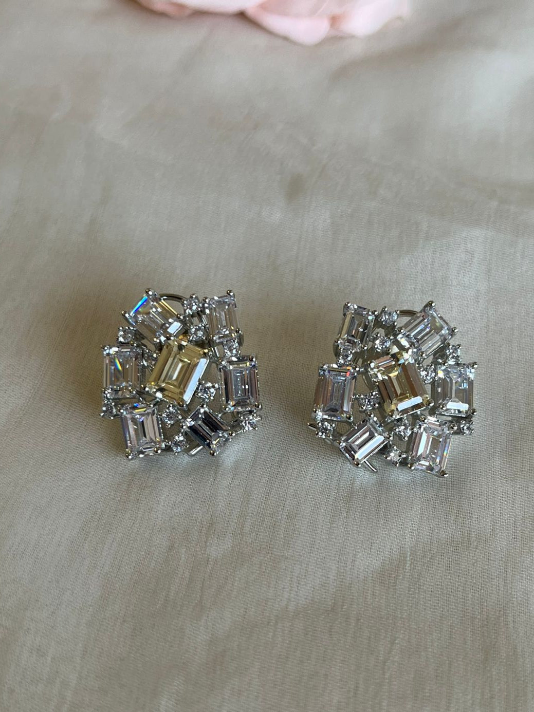 Crystal Bloom Studs VNE292