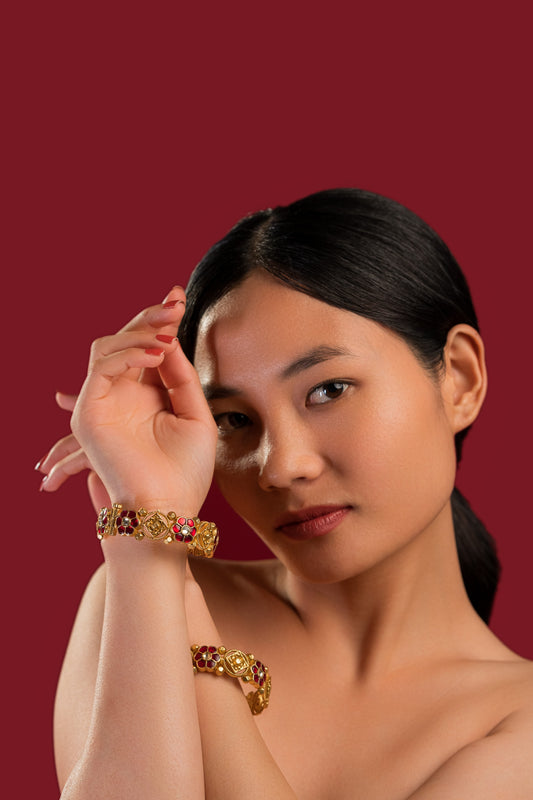 Antique Takkar Bangles - VNHN005