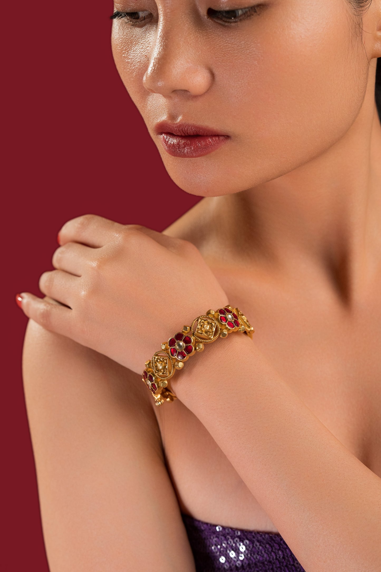 Antique Takkar Bangles - VNHN005