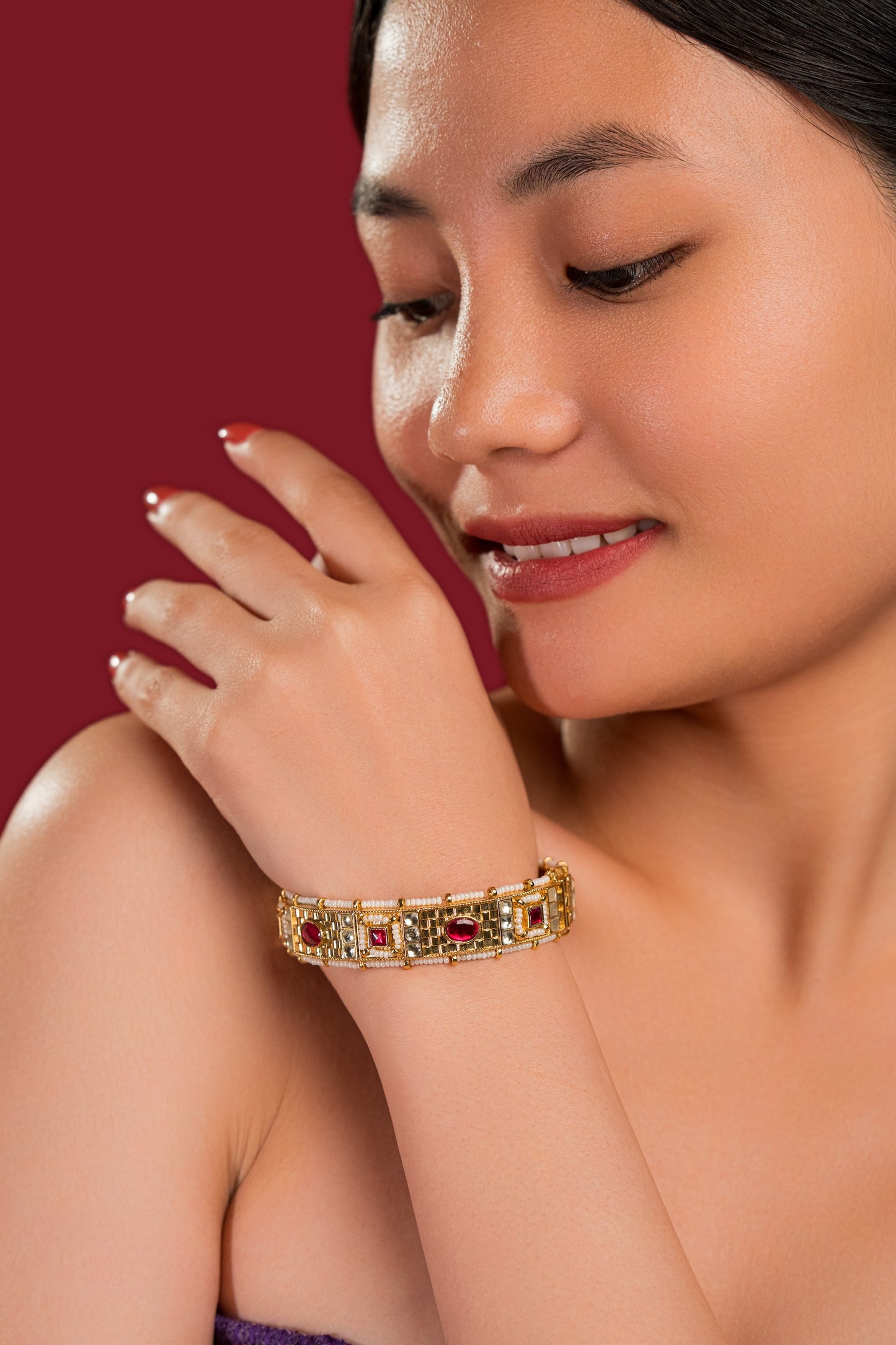 Red White Jadau Bangles - VNHN020