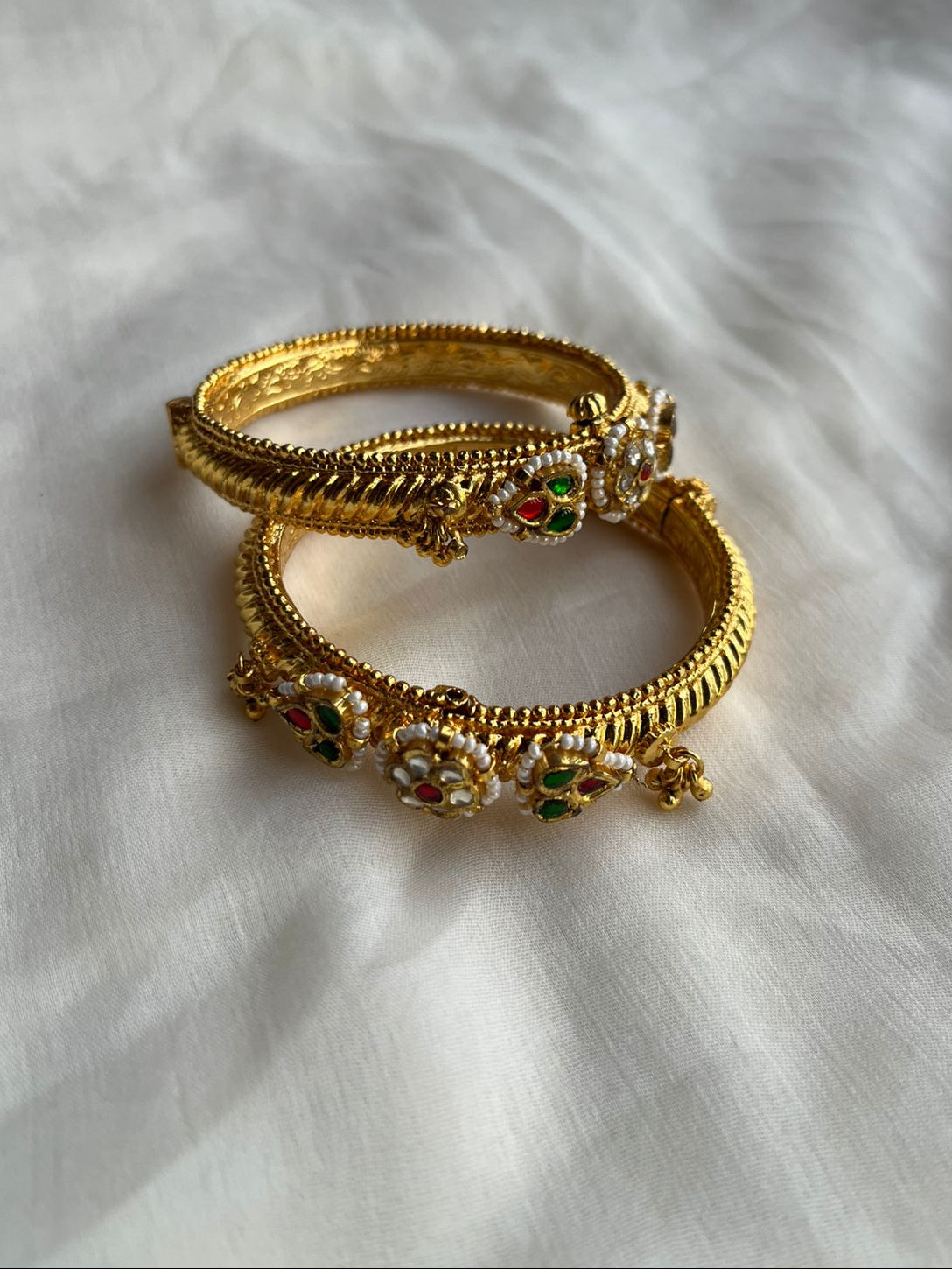 Indori Jadau Bangles VNHN073