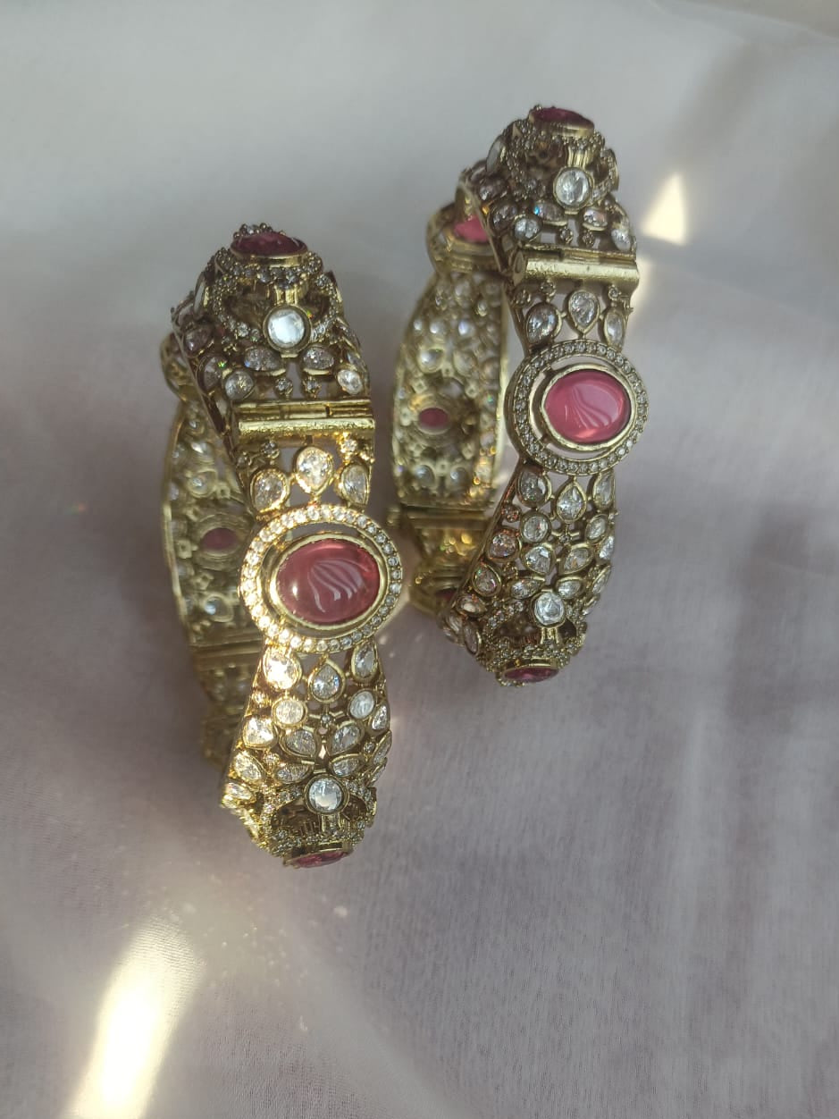 Moissanite Stone Bangles VNHN260