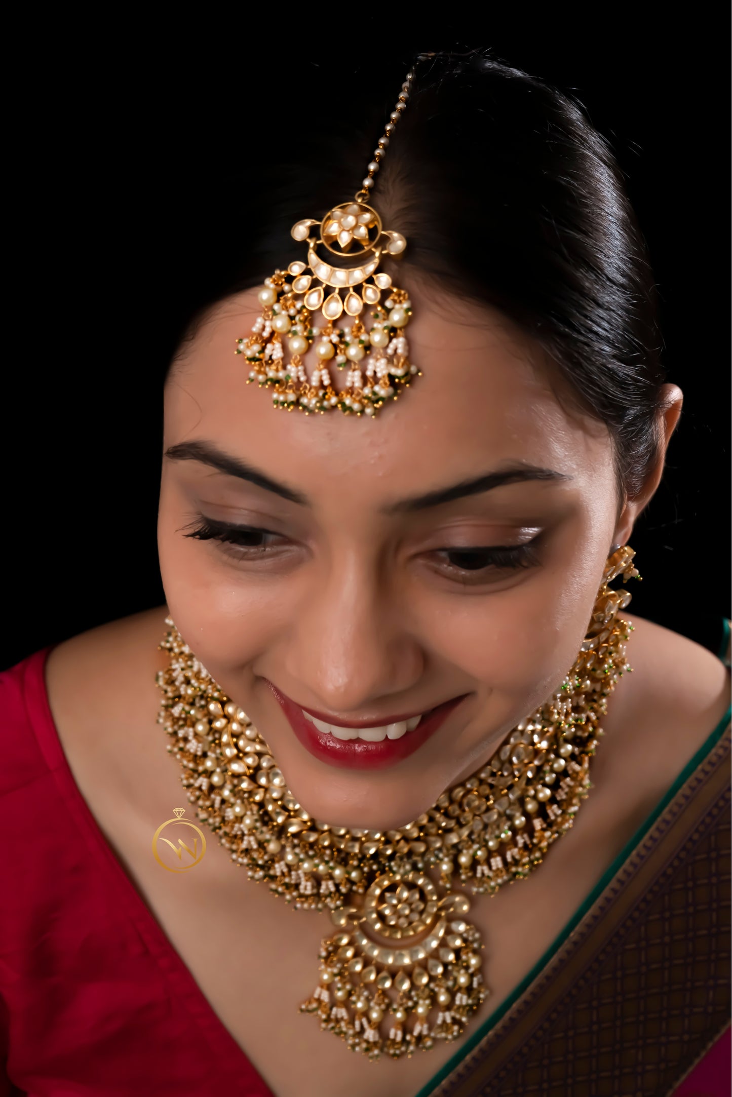 White Jadau Necklace Set - VNN001