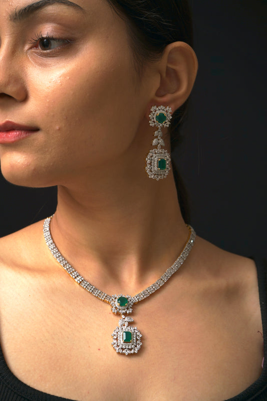 Royal Diamond Emerald Necklace Set - VNN031
