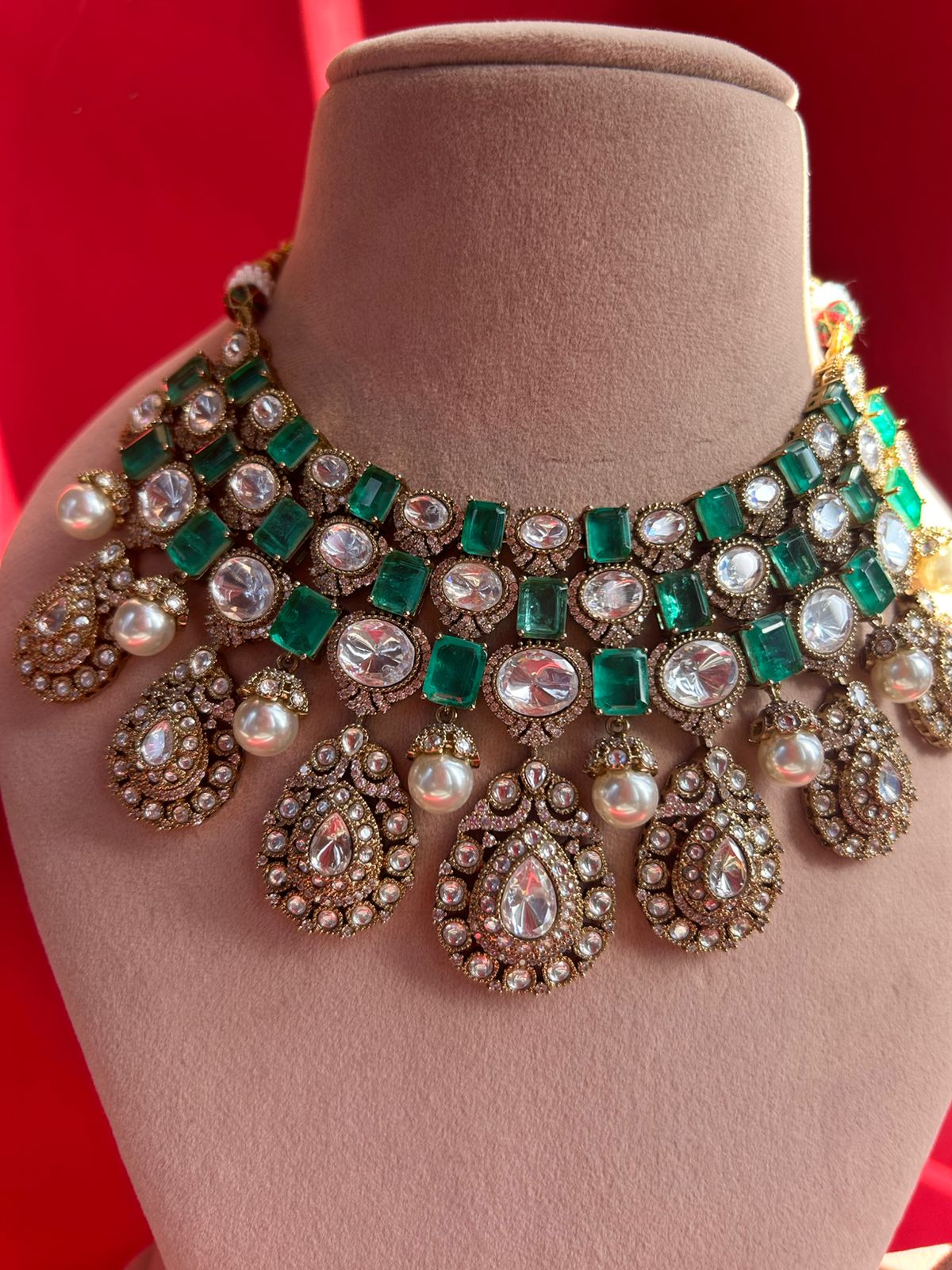 Green Stone Polki Bridal Set VNN312