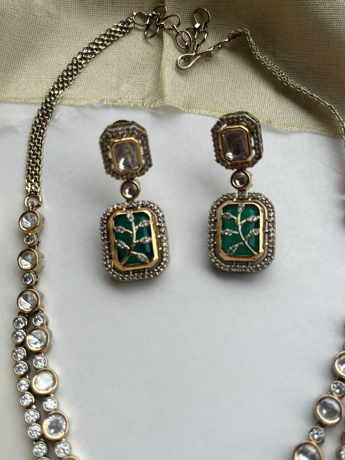 Square Pendant Layer Necklace Set VNN315