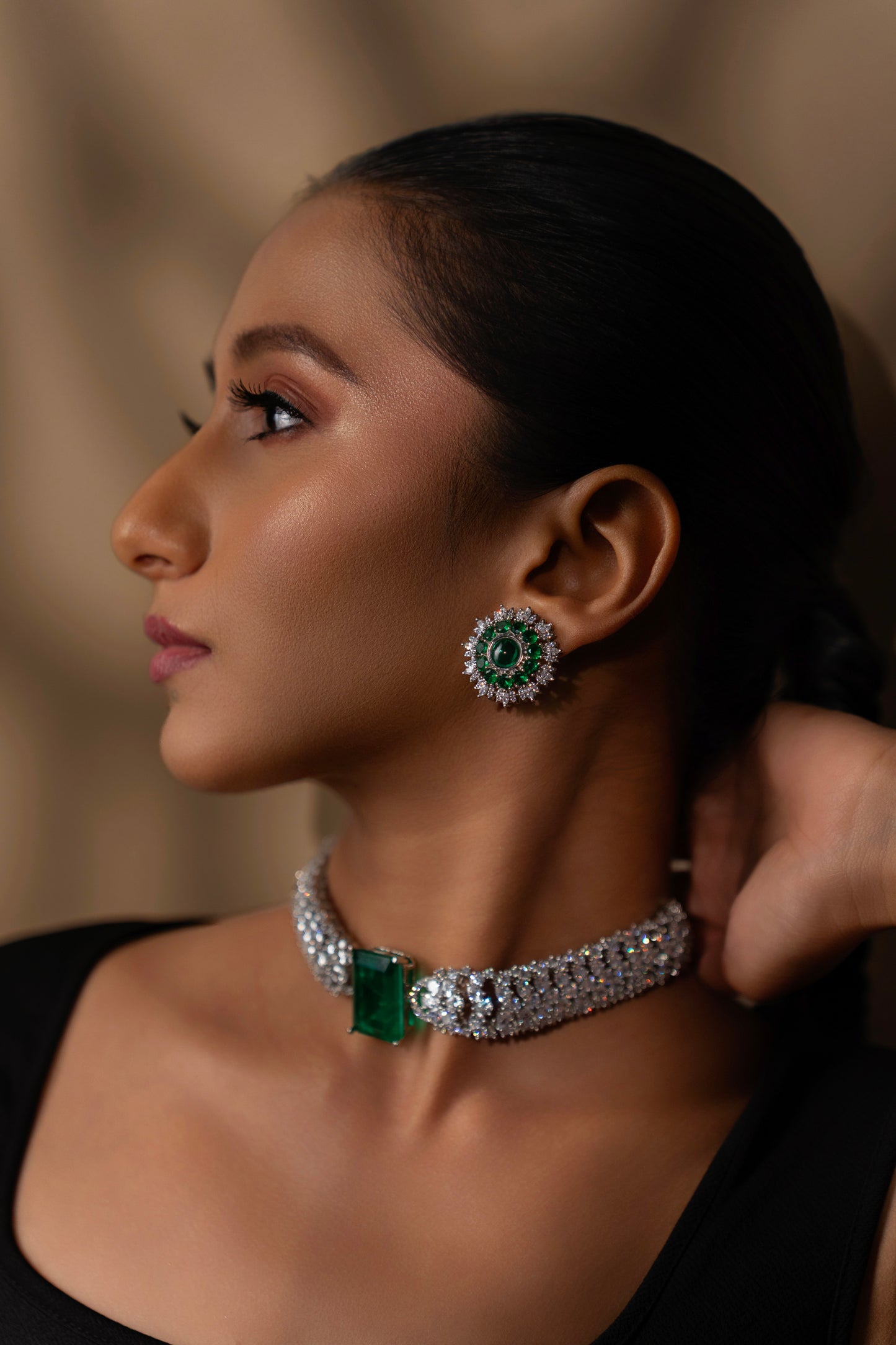 Green Square Stone Diamond Chokar Set VNN403