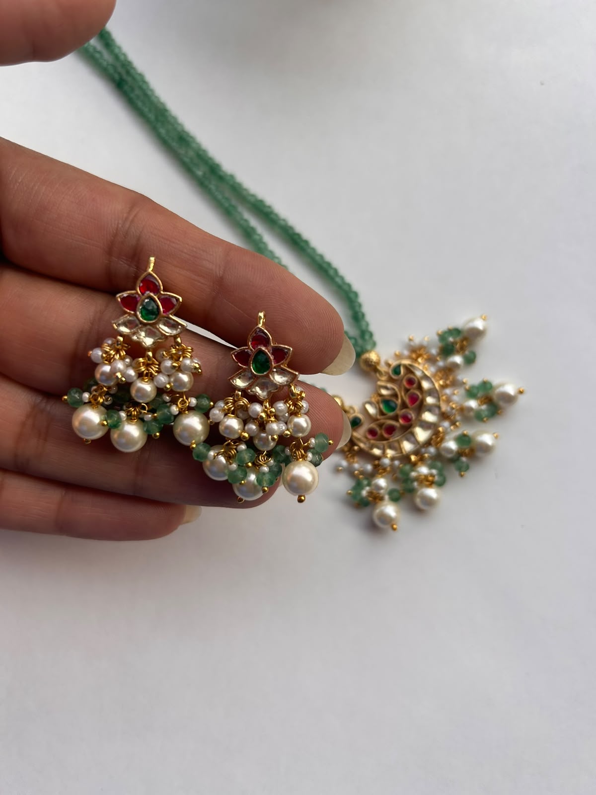 Shashi Padmah Pendant Set VNN685