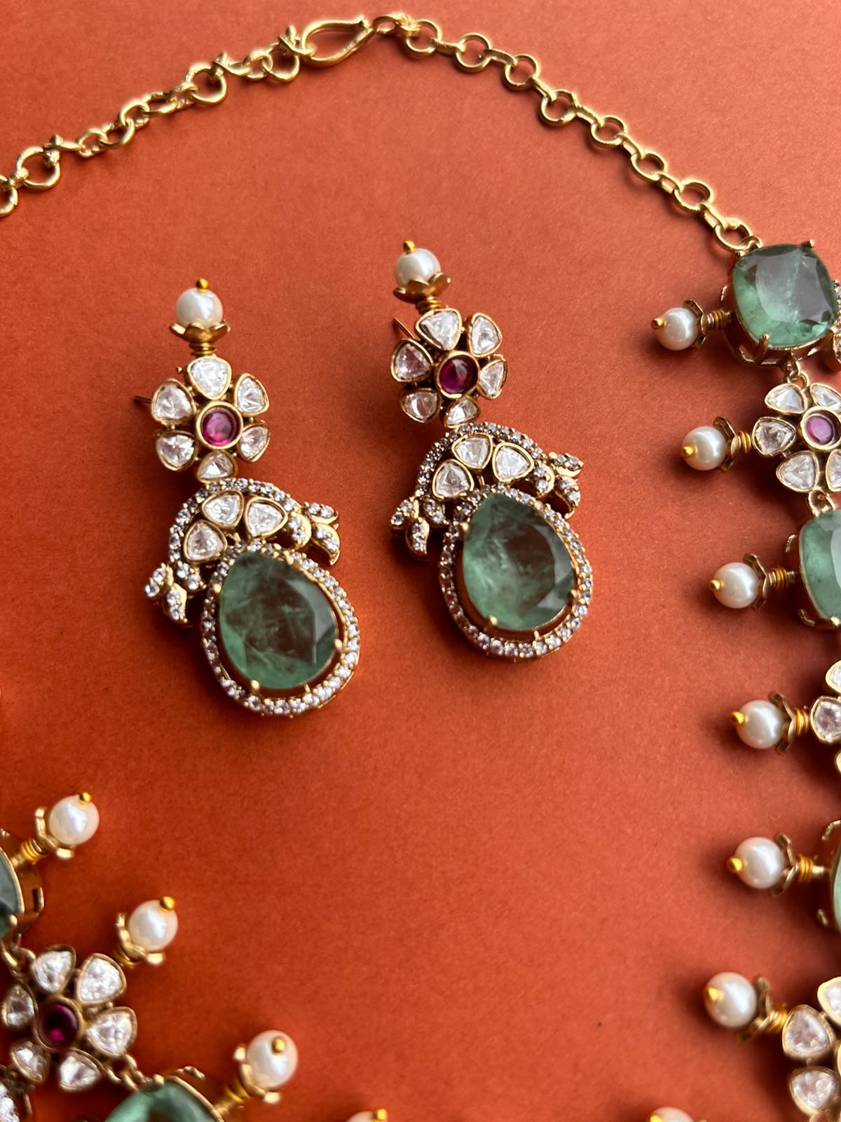 Mint Green & Flower Moissanite Necklace Set VNN708