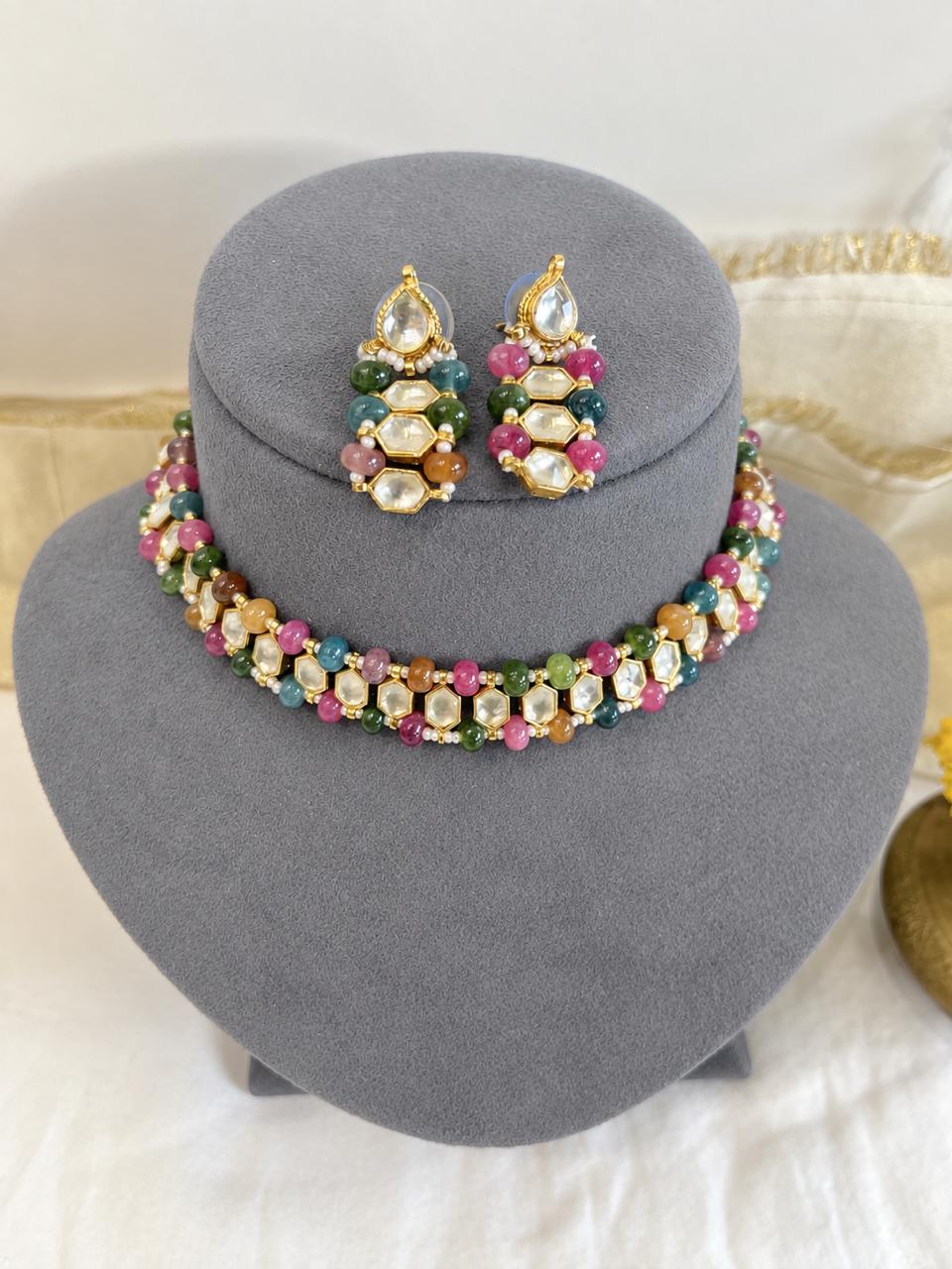 Takkar Multi Pearl Choker Set VNN748