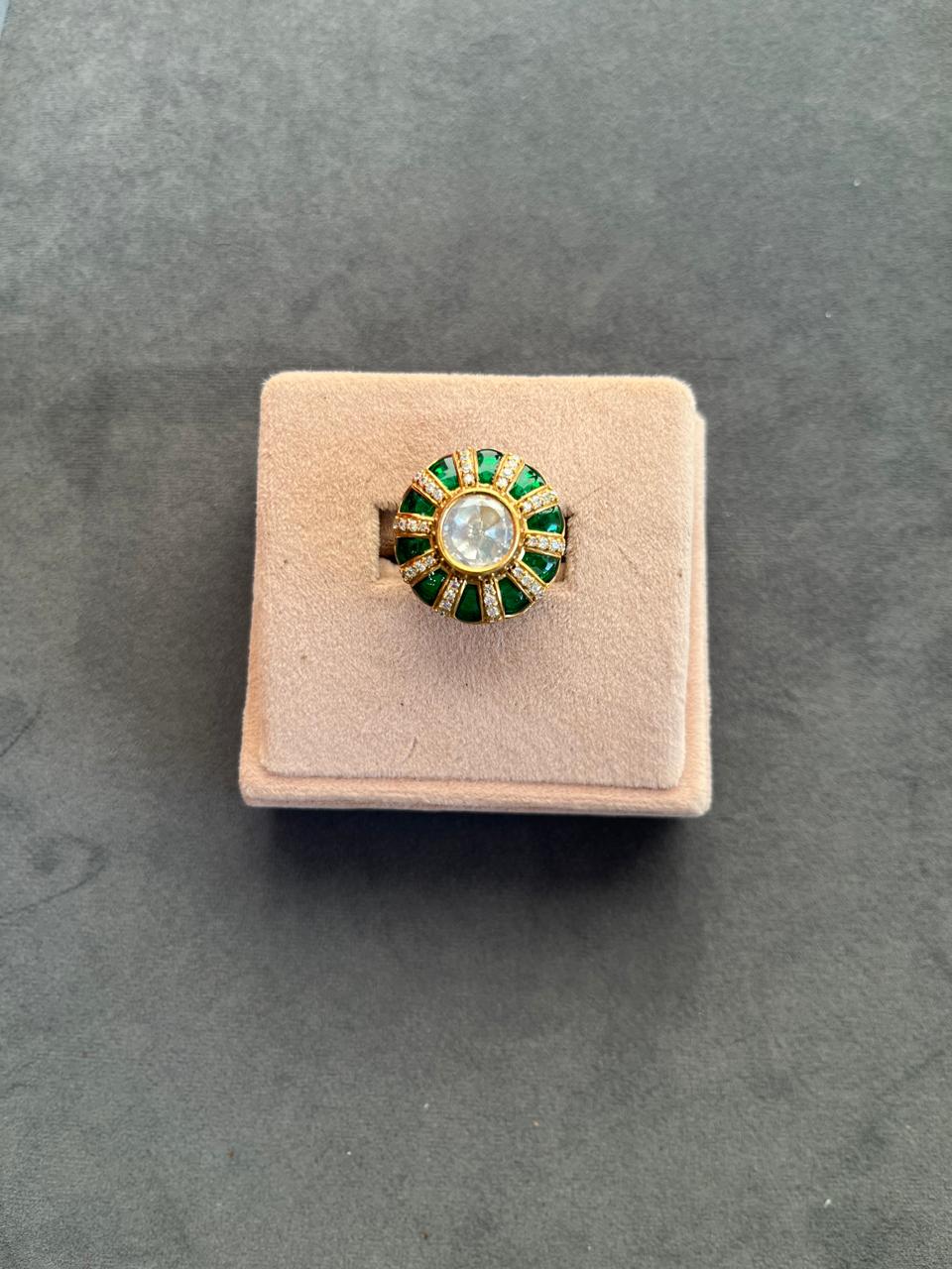 Green Round Polki Ring VNR152