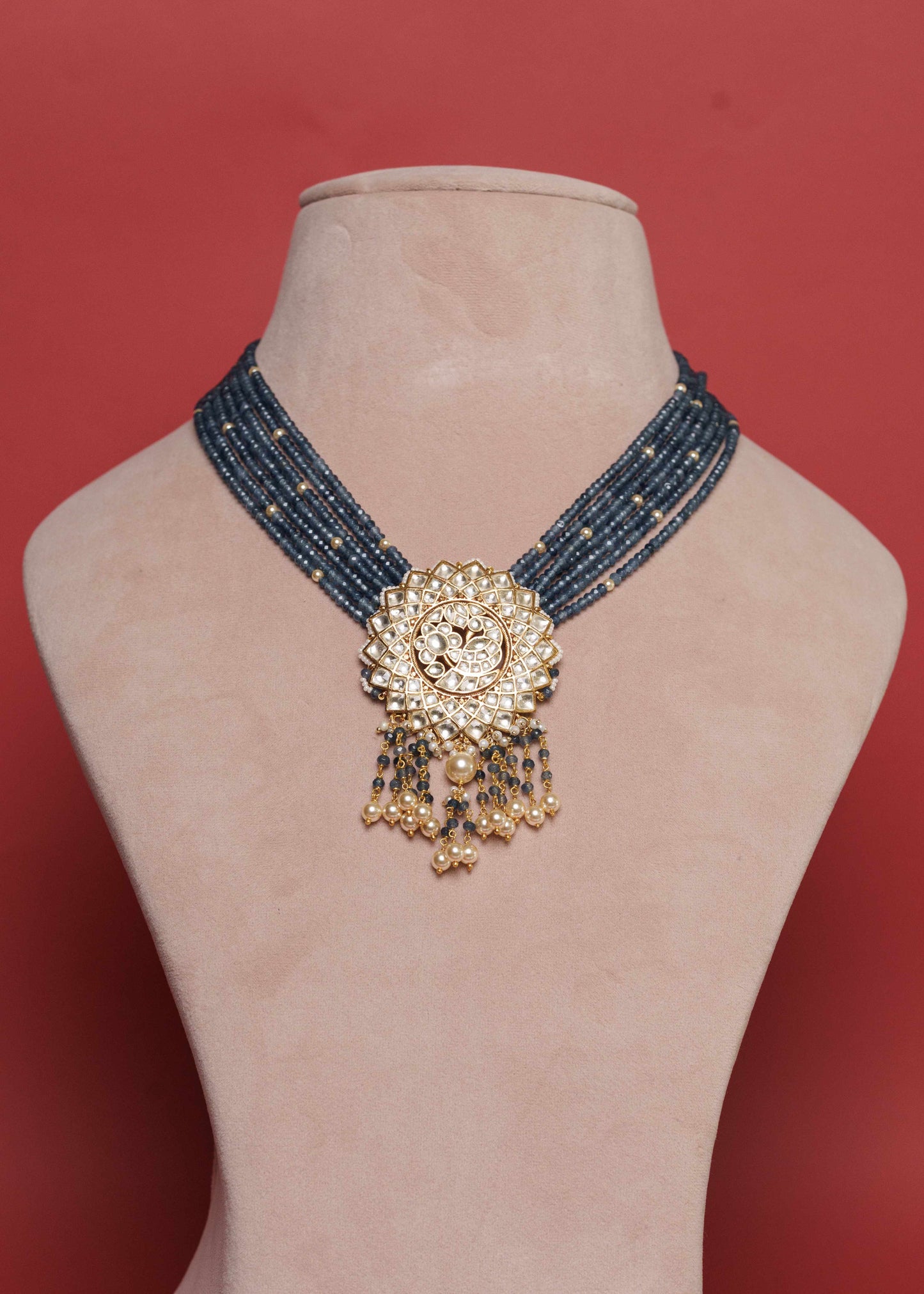 White Jadau Pendant Blue Beads Necklace Set - VNN471