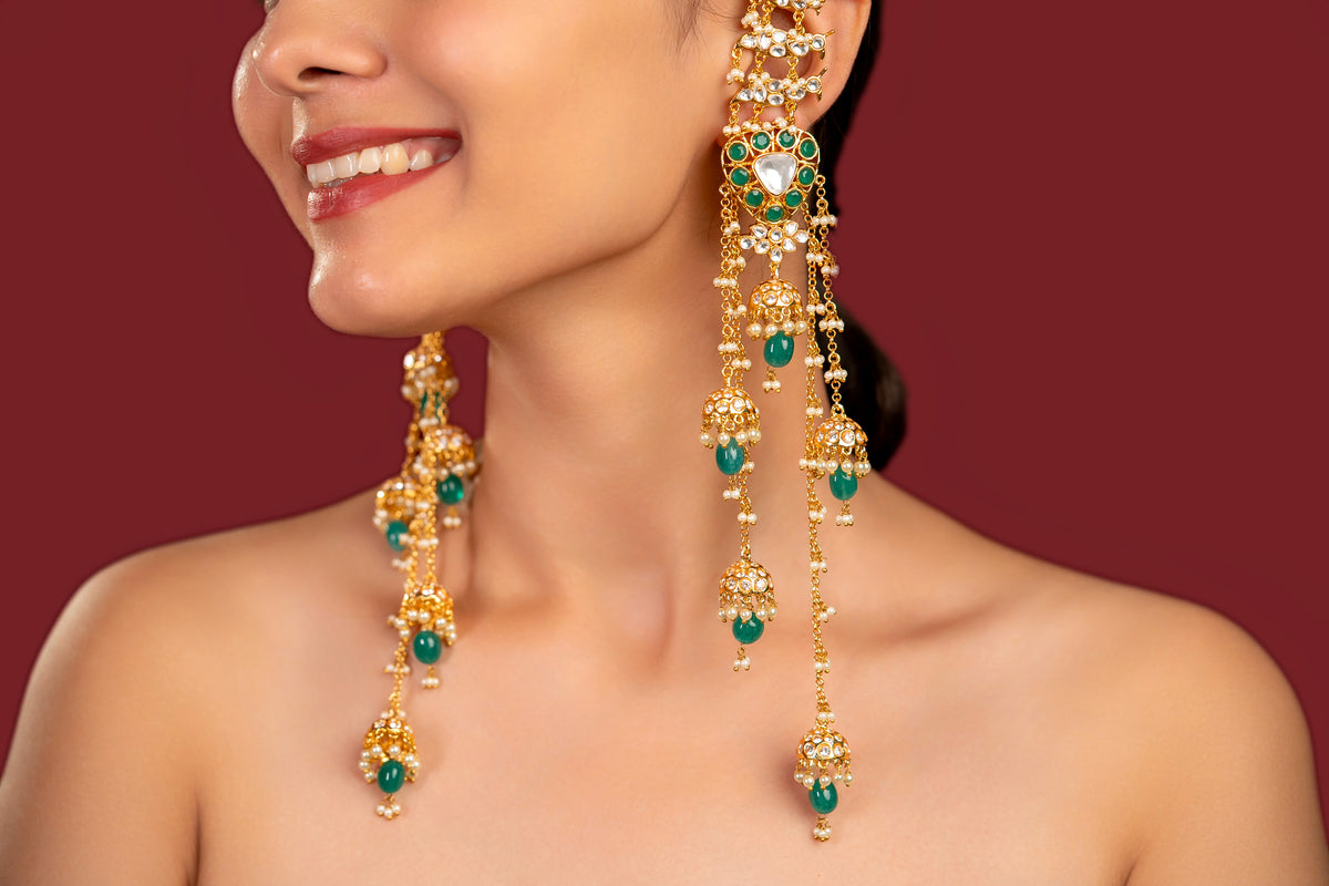 Danglor Green Stone Earrings- VNE064