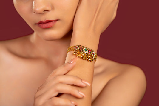 Multi Colour Flower Bracelet VNHN127