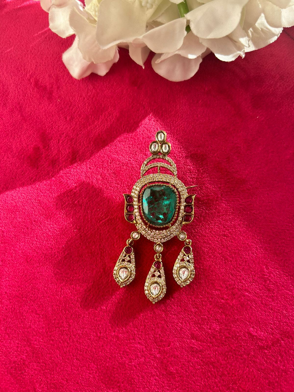 Green Stone Moissanite Broach VNA008