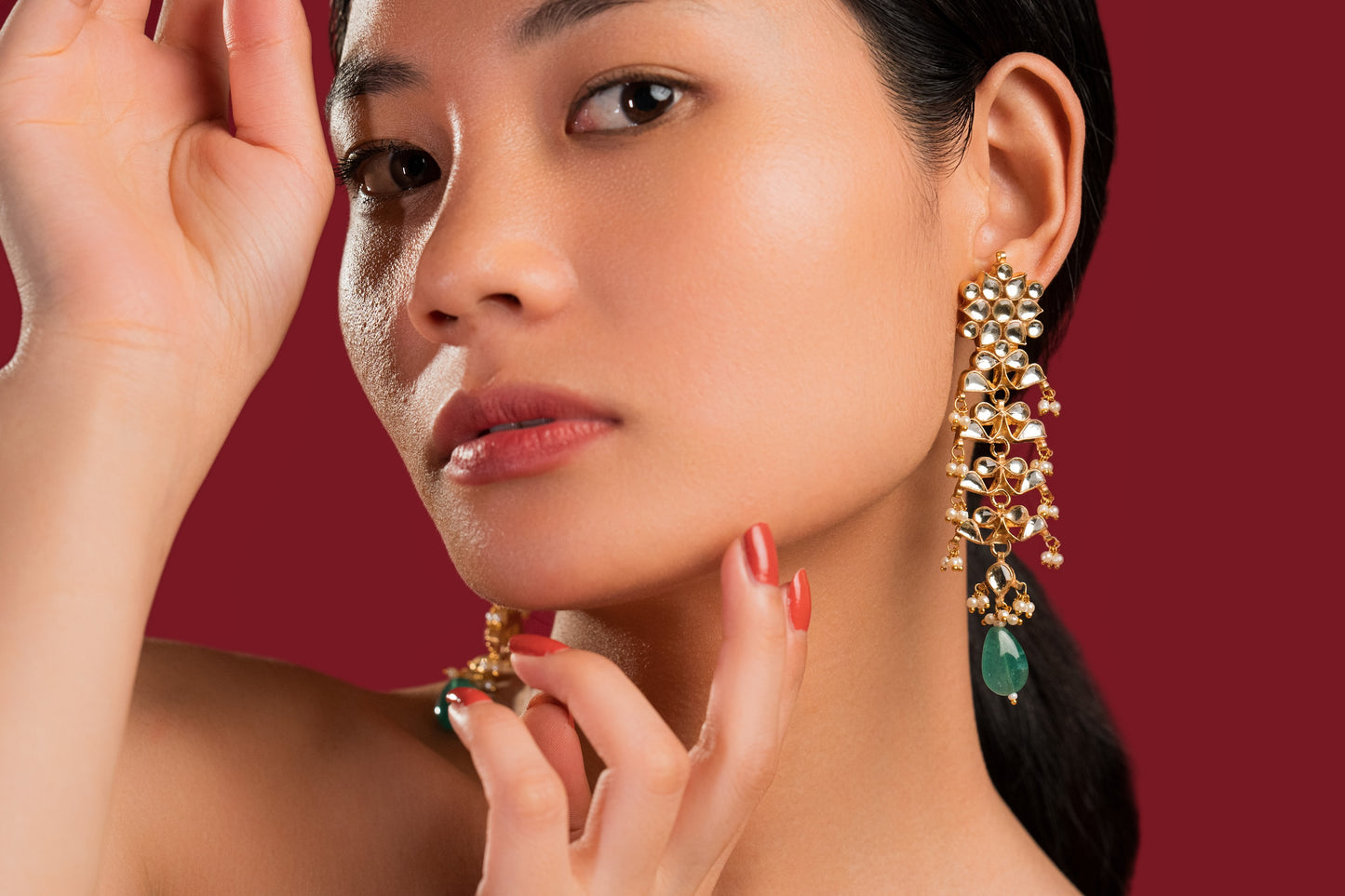 White Jadau Green Drop Earrings - VNE034