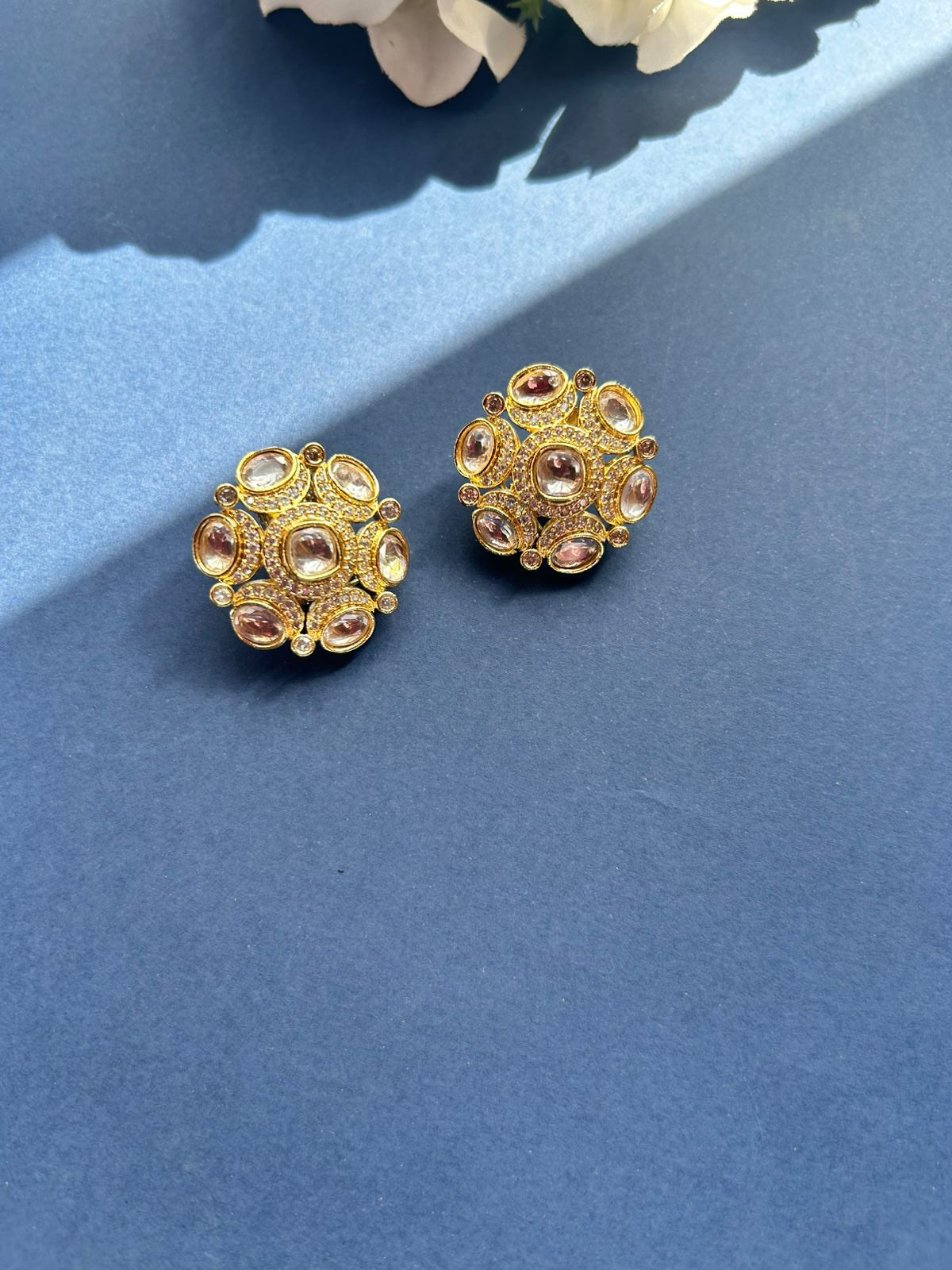 Polki Studs White Stone VNE056