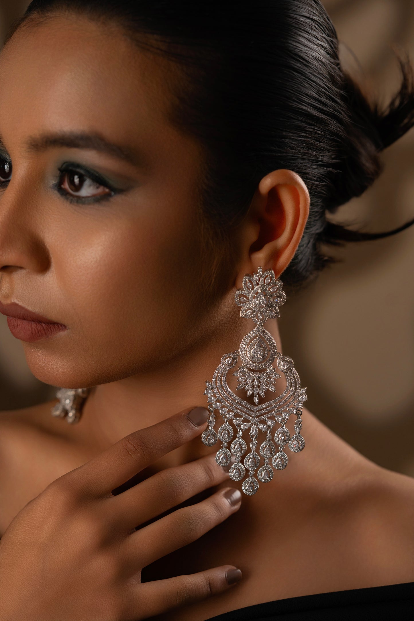 Diamond Chandelier Earrings VNE201
