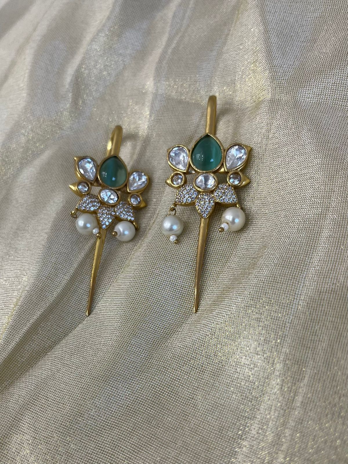 Lotus Green Stone Pearl Earcuffs VNE229