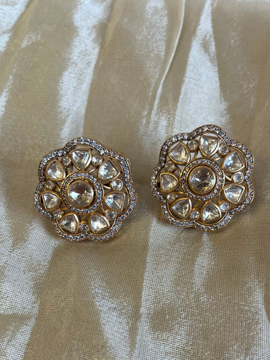 Aura Floral Polki Studs VNE319