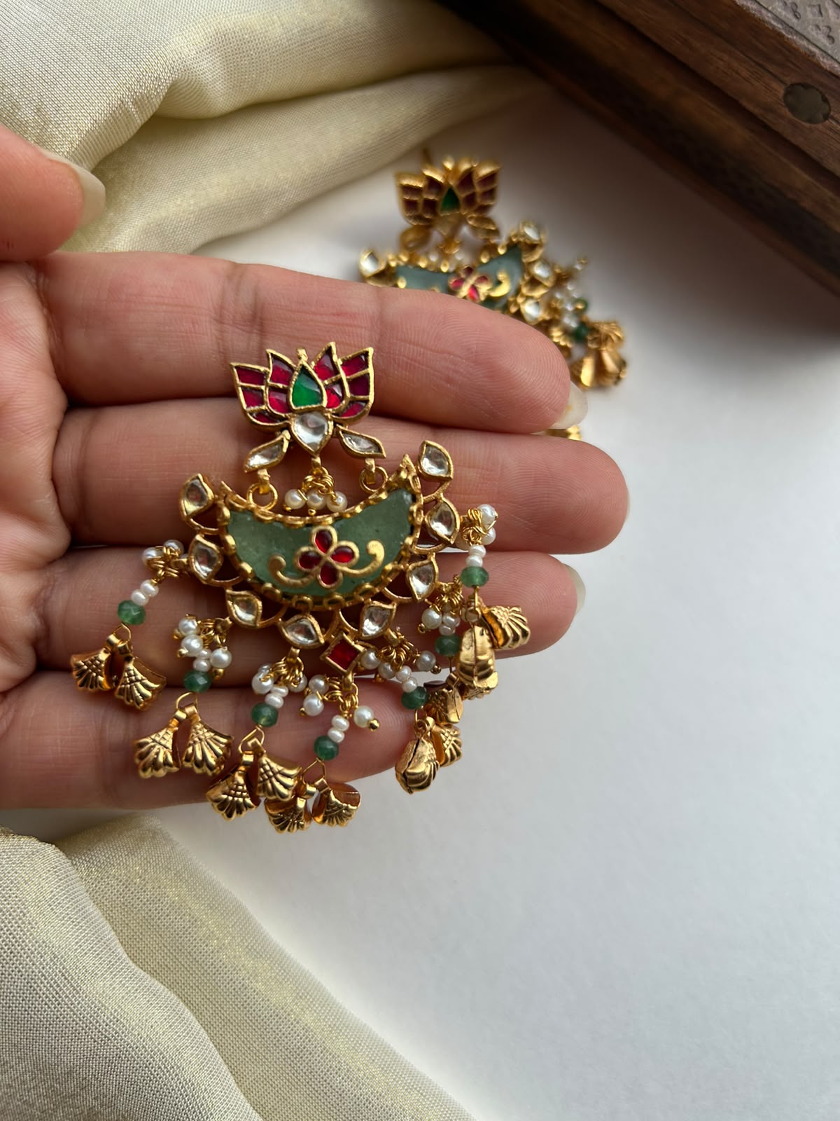 Lotus Green Stone Jadau Earring VNE338
