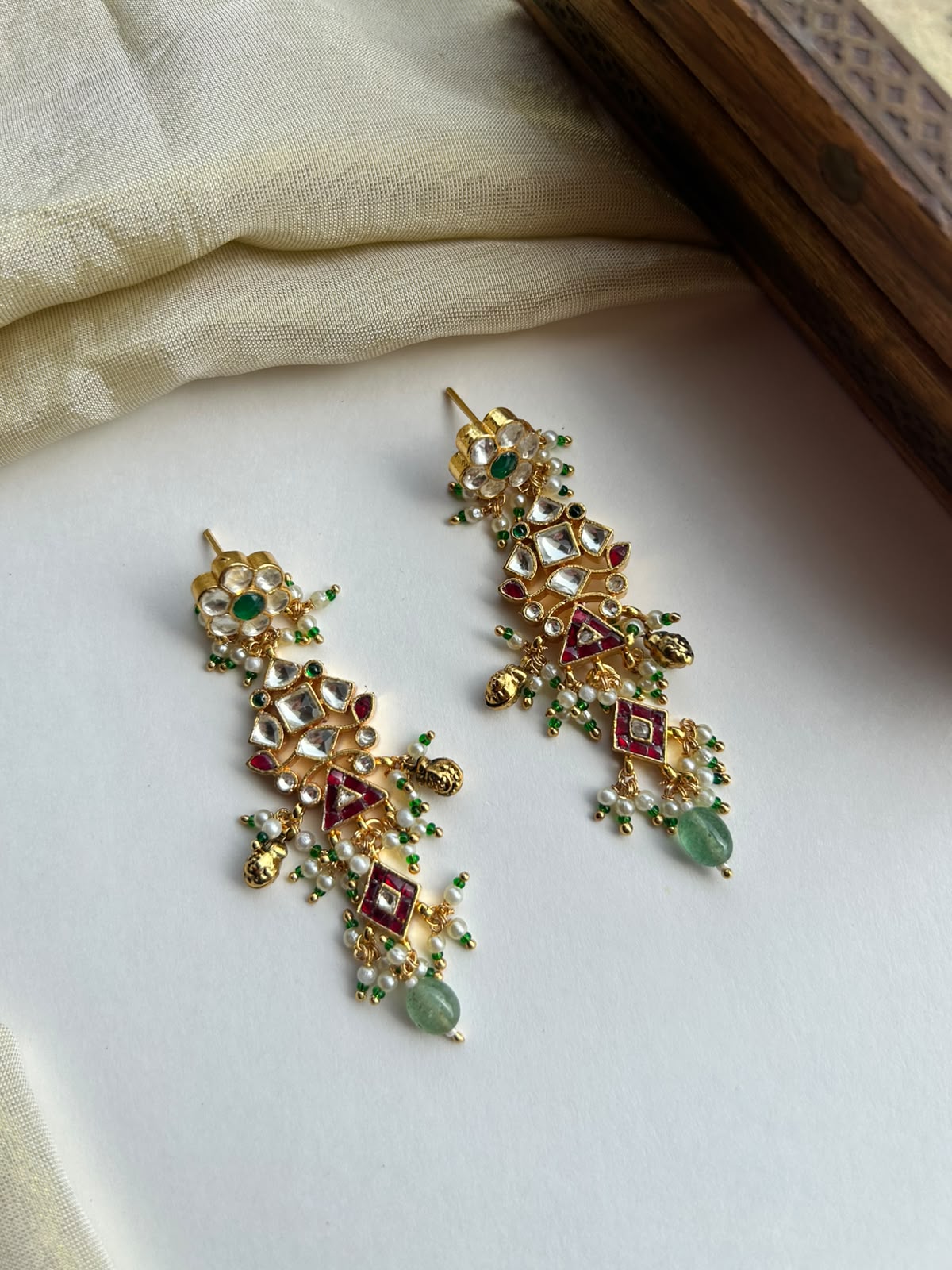 Kusum Kundan Earrings VNE339