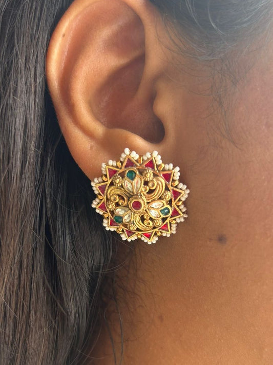 Round Jadau Studs VNE341