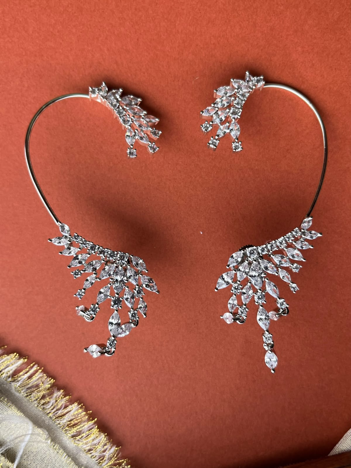 Dazzle Earcuffs VNE350