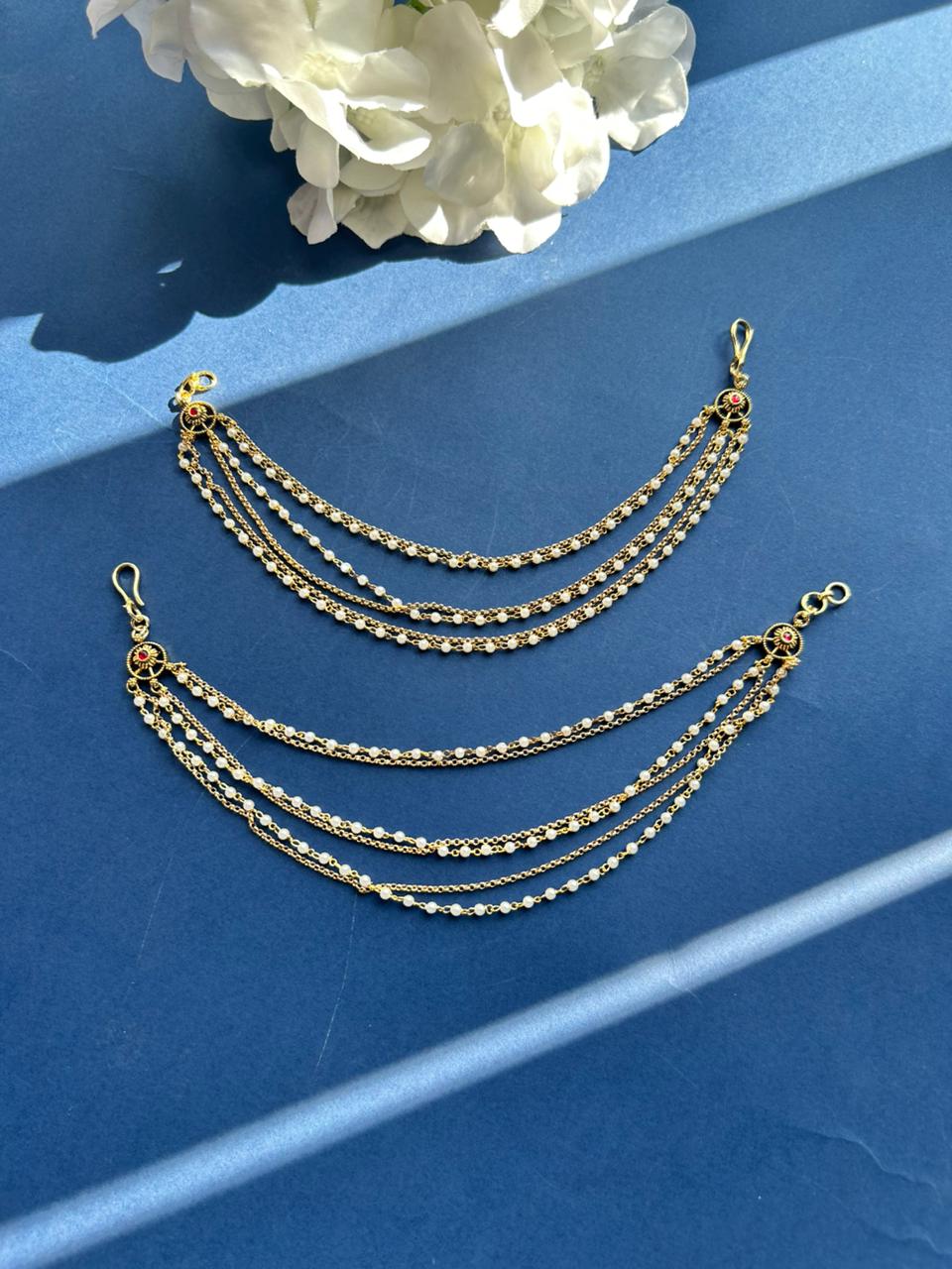 White Pearl Earchain VNEC005
