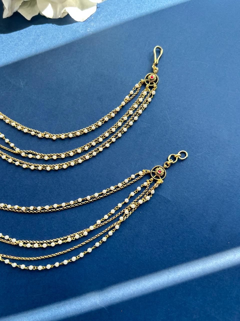 White Pearl Earchain VNEC005
