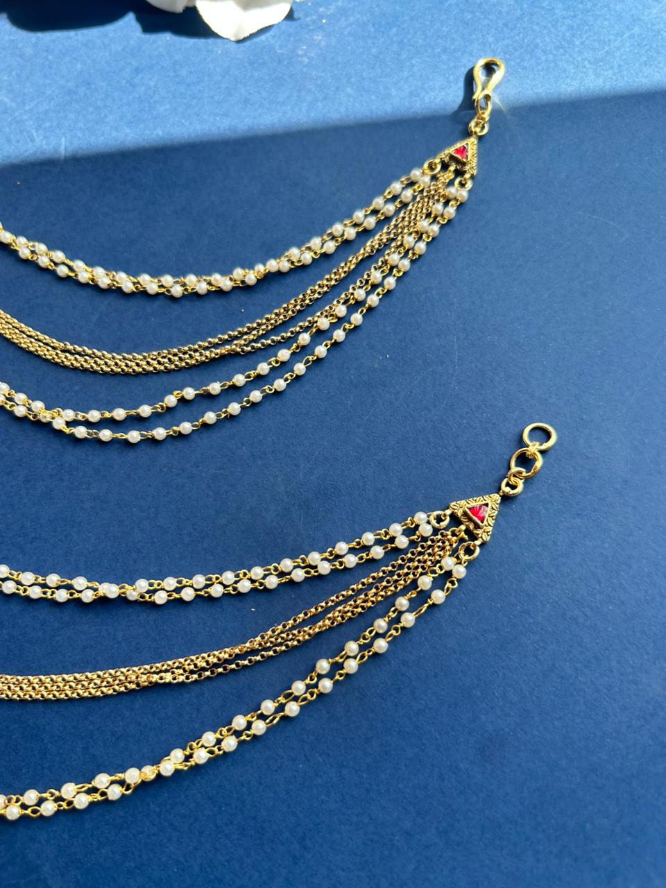 White Pearl Earchain VNEC005
