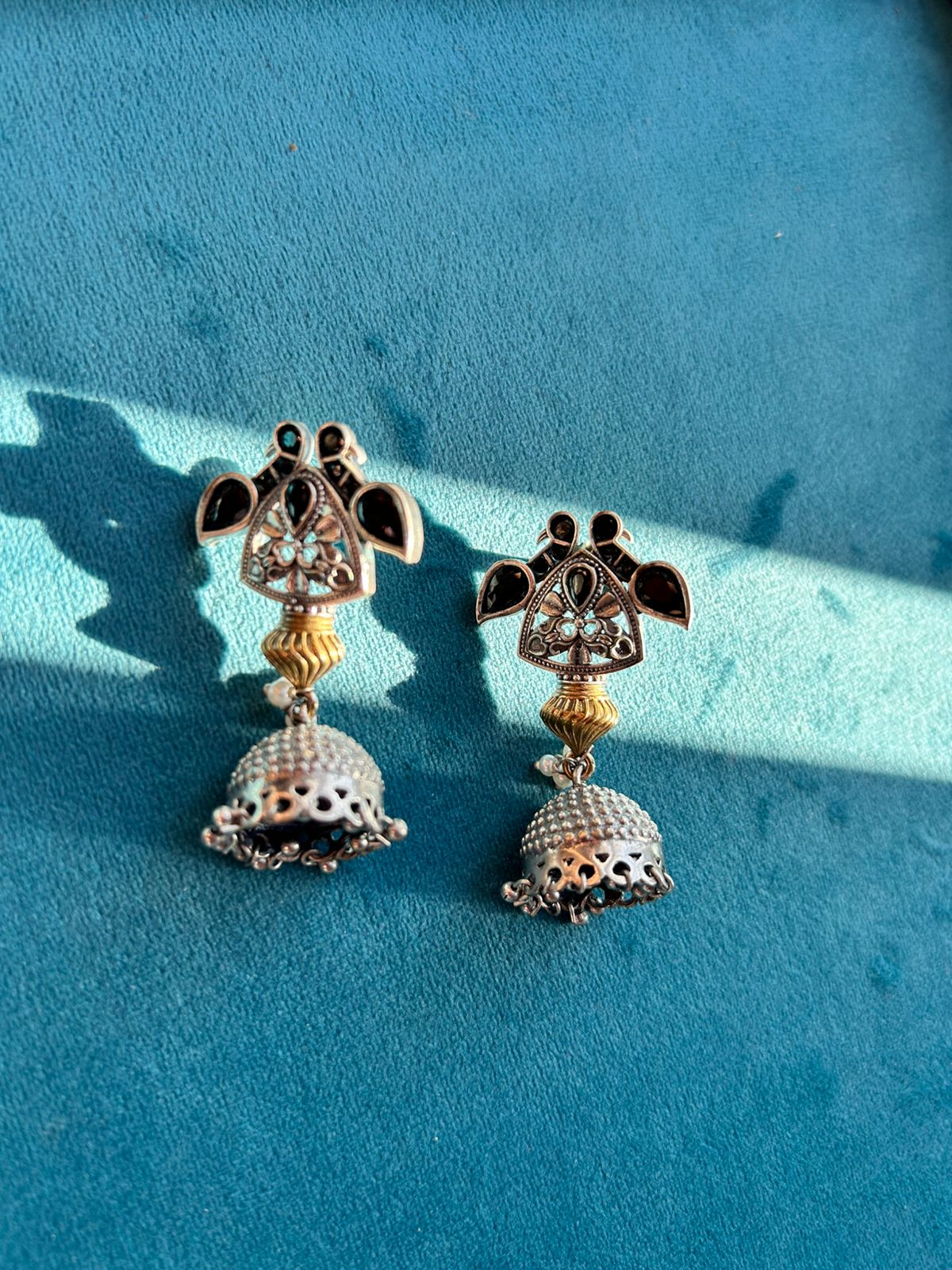 Silver Peacock Dull Earring VNG200