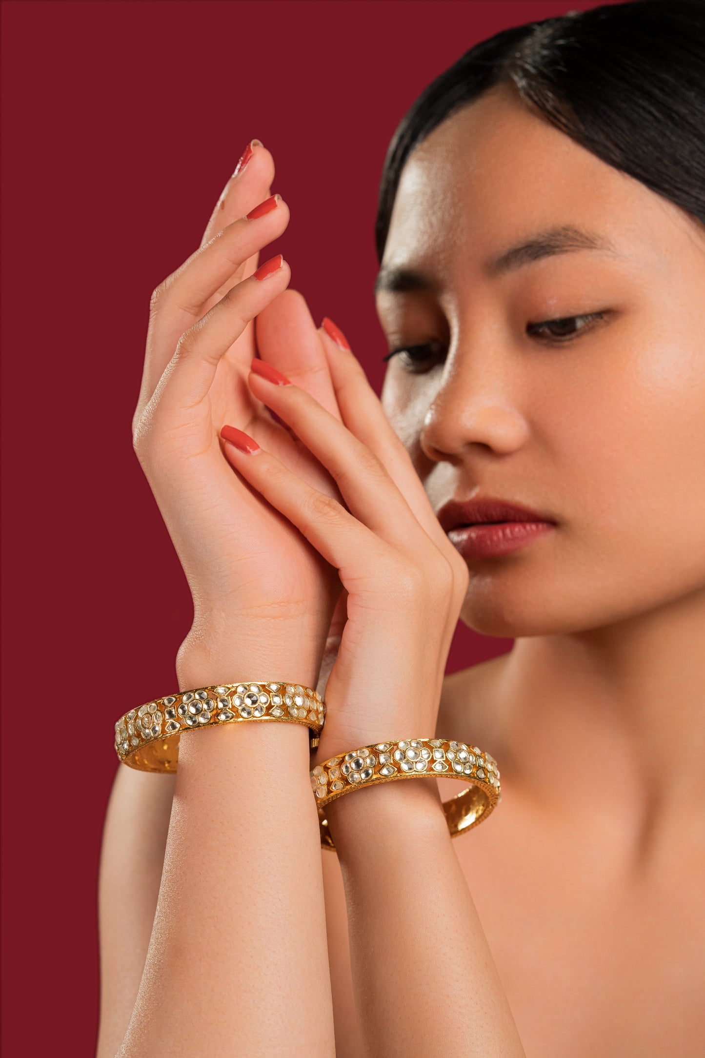 White Jadau Bangles- VNHN017