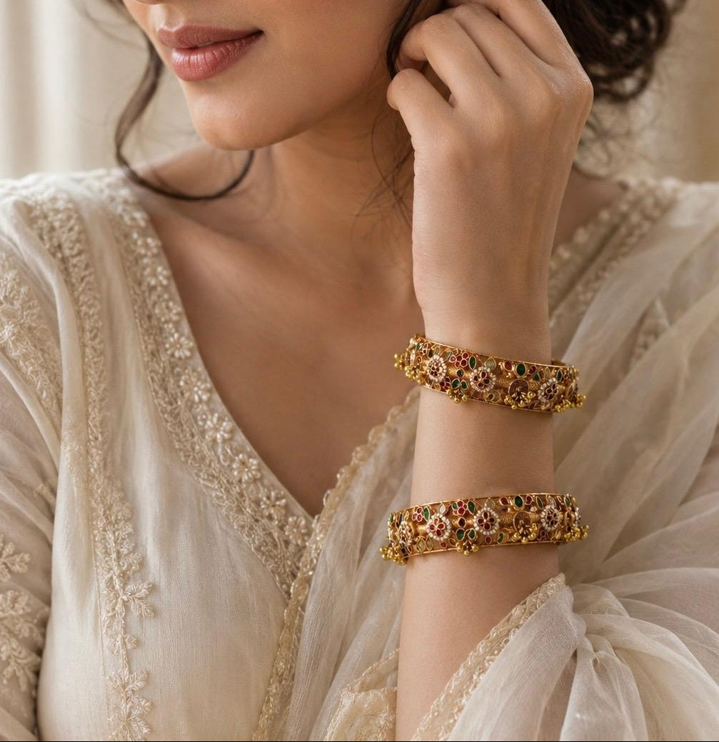 Heritage Bangles VNHN053