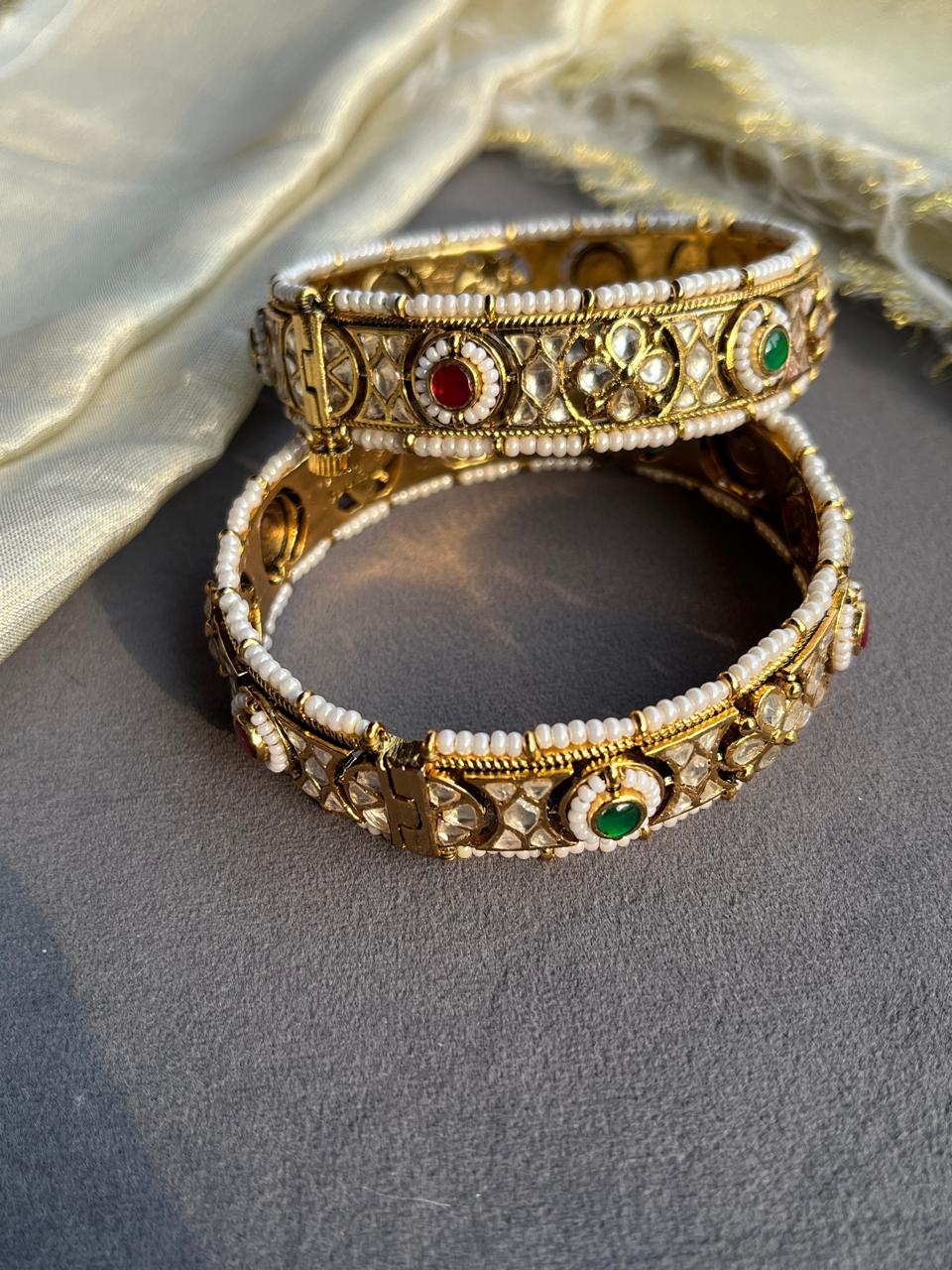 White Jadau Bangles 78 VNHN115