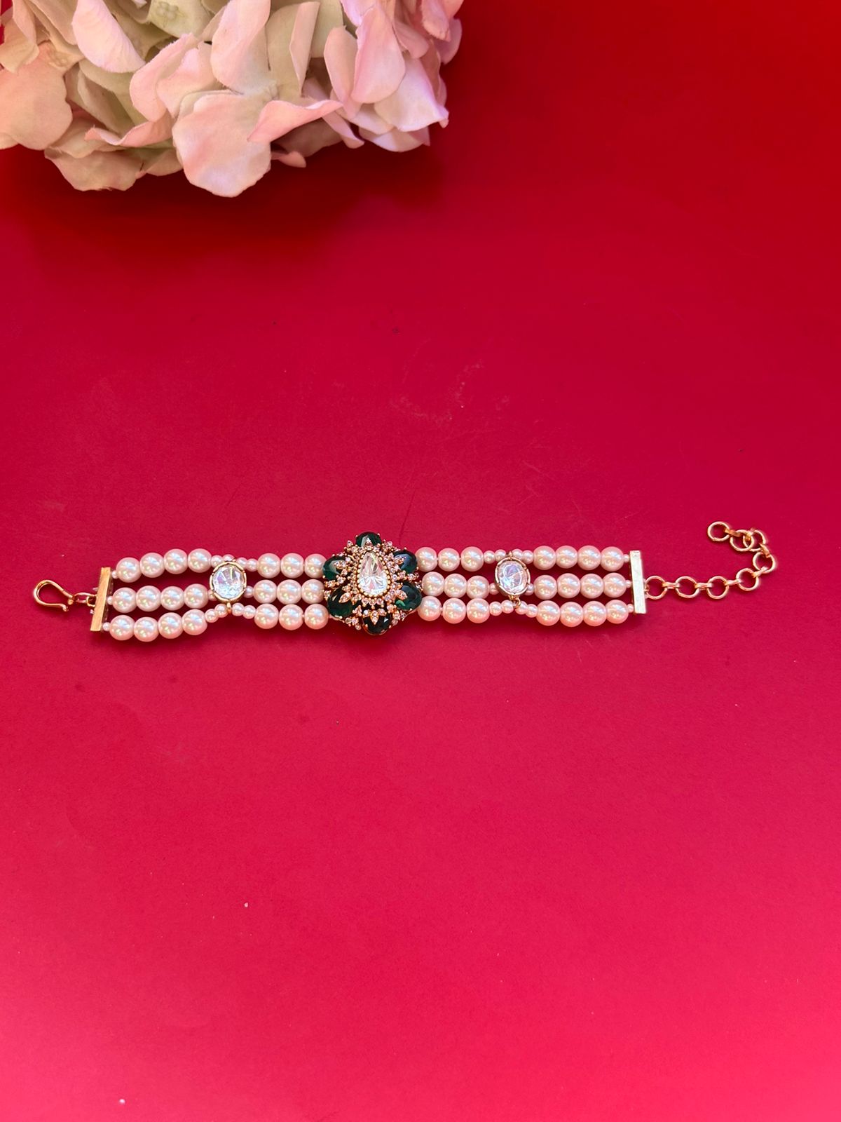 White Beads Green Polki Bracelet VNHN153
