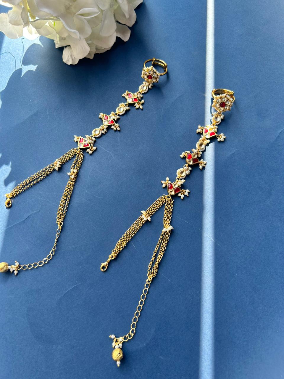 Red & White Jadau Chain Hathphool VNHN211