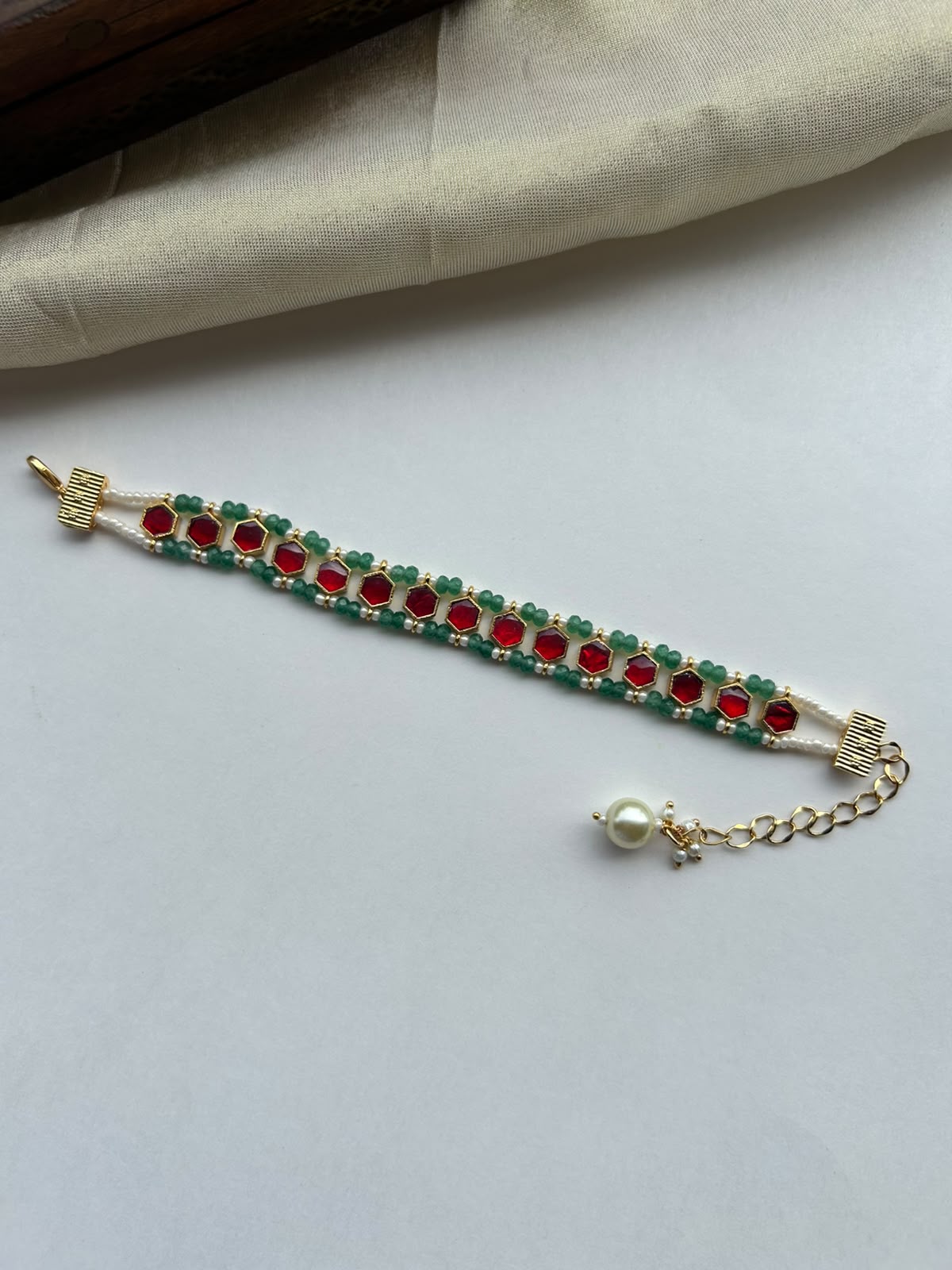 Takkar Pearl Bracelet VNHN273