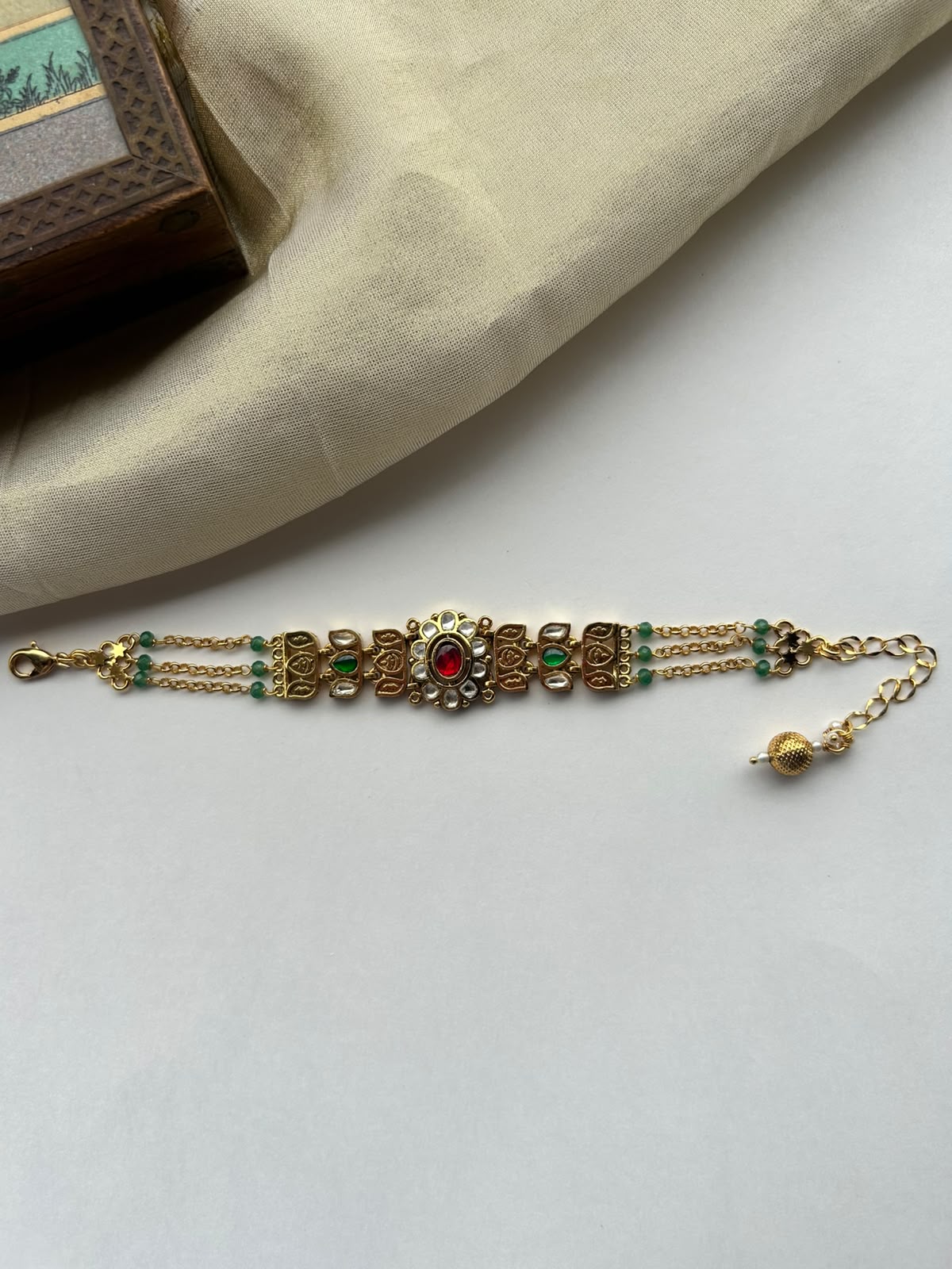 Red Flower Jadau Bracelet VNHN275