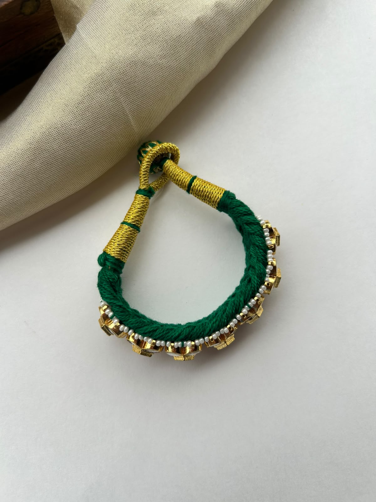 Jadau Gadi Bracelet VNHN276