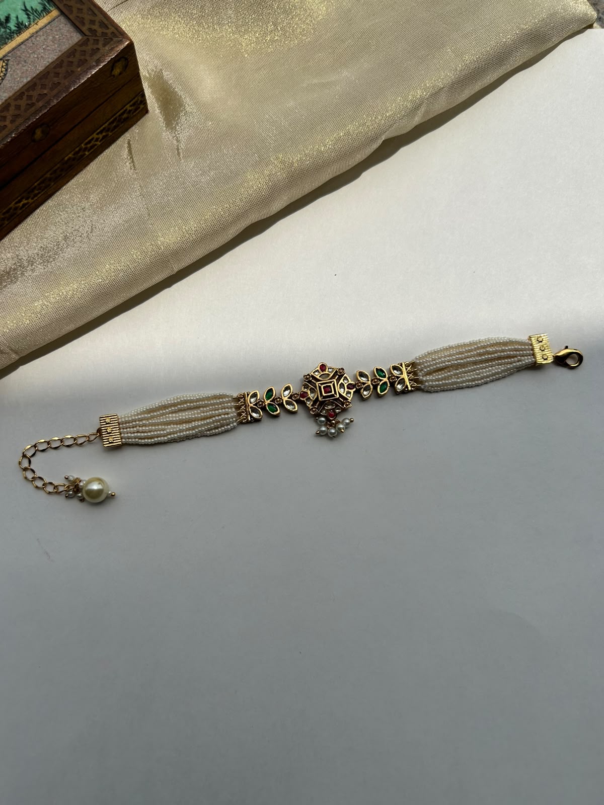 Multi Jadau Pearl Gold Bracelet