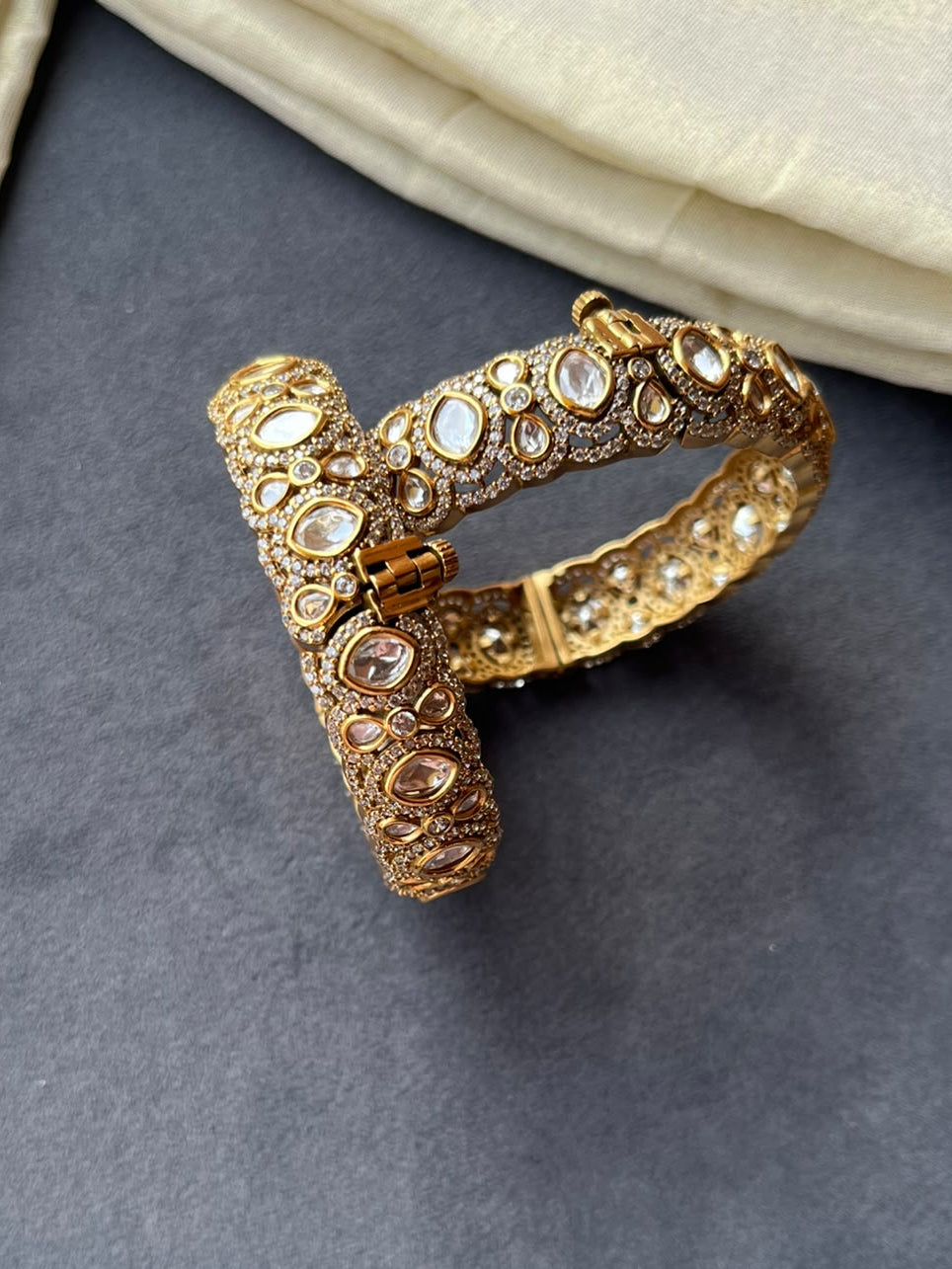 Polki Diamond Bangles VNHN310