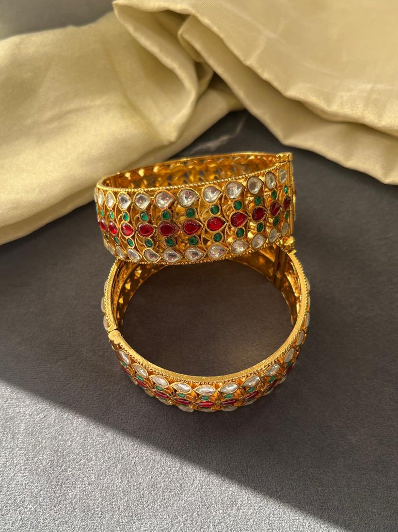 Kamal Jadau Bangles VNHN319