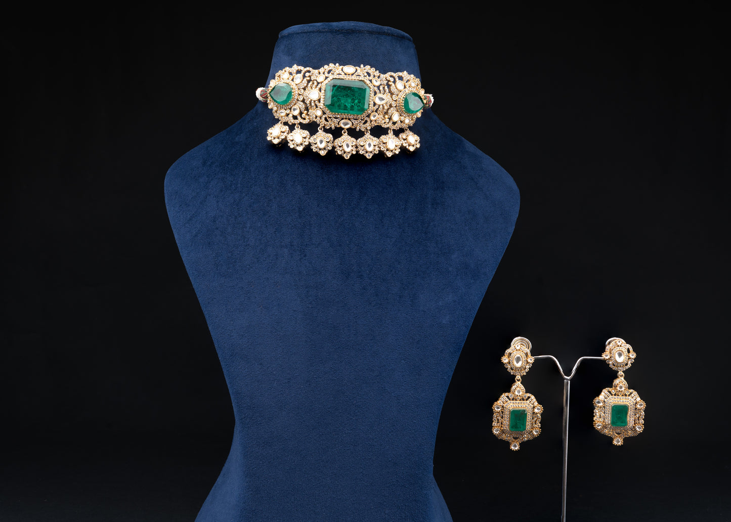 Emerald Moissanite Necklace Set VNN087