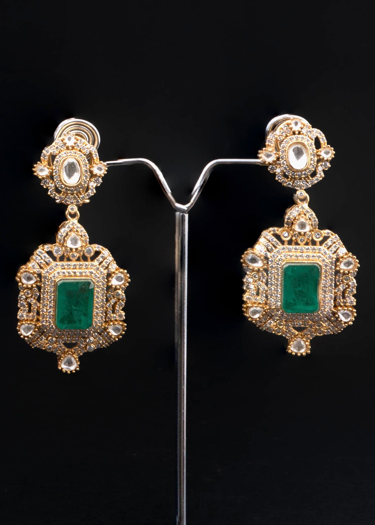 Emerald Moissanite Necklace Set VNN087