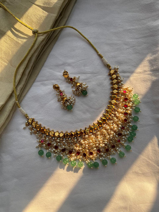 Jalar Red Chand Necklace Set VNN114
