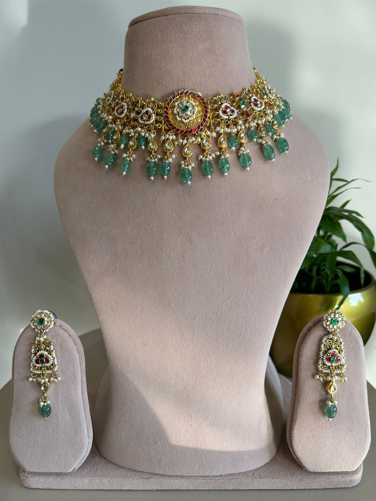 Antique Choker Set - VNN128